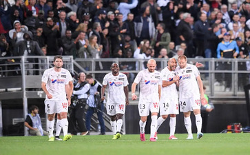 �����⾭�ü�ʷ������Ϸ����ݱ䵽ӵ�о���ϡȱ�Եı��ر�